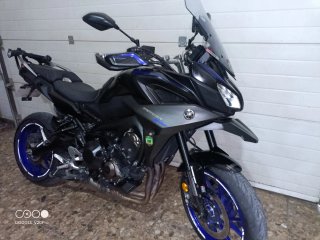 Yamaha Tracer 900 Negra/Morada