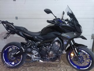 Yamaha Tracer 900 Negra/Morada