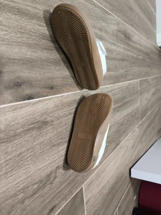 Zapatillas niña Zara talla 25
