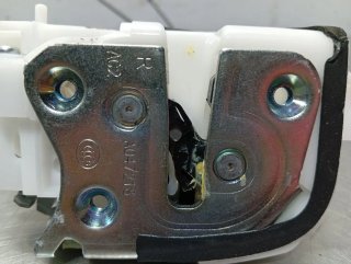 Cerradura puerta trasera derecha MITSUBISHI