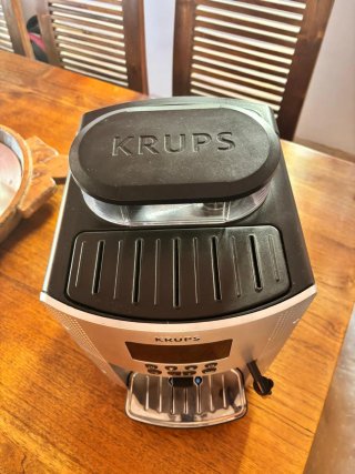 Cafetera Krups EA81