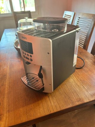 Cafetera Krups EA81