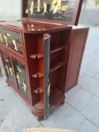 Mueble Chino Decorado