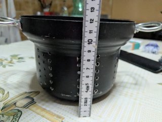 Scolapaste in metallo nero