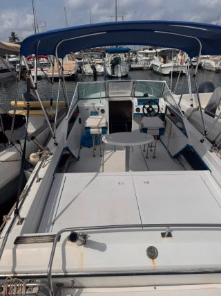 Barco Glastron LaRaya Adventure 214