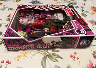 Monster High Spelldon & Kieran Valentine.