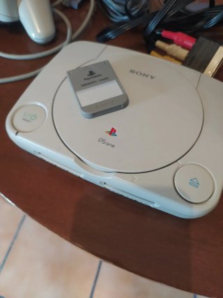 Consola play station One Blanca +2 Mandos