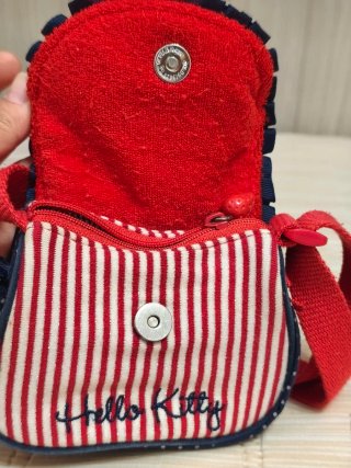 Borsetta Hello Kitty rossa e bianca