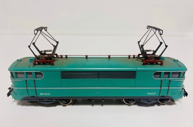 Locomotora Marklin 3038 HO. Tren