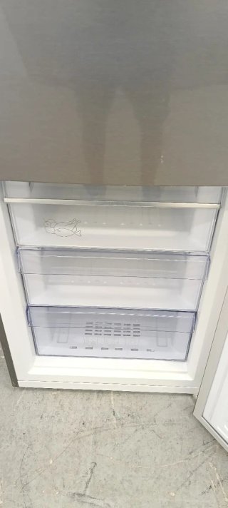 NEVERA COMBI BEKO NO FROST ENERGÍA A+