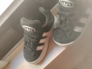 Zapatillas Nike y Adidas Campus Talla 20