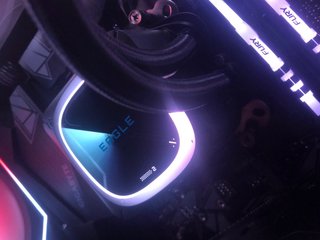 RX 9060 XT + R7 X3D + 32 GB | PC Gaming Deepcool