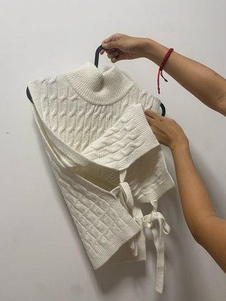 Chaleco H&M cuello alto tejido