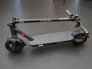 Patinete Eléctrico Xiaomi + Casco