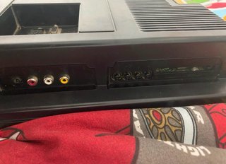 Televisor OKI Negro