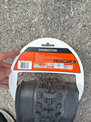 Pneu Maxxis Dissector 29x2.40WT 3C Maxxgrip DH