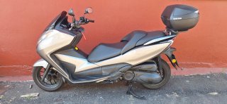Honda Forza 300 Maxi Scooter Gris