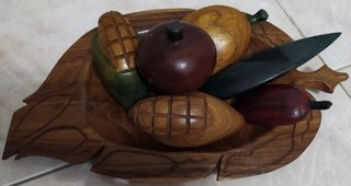 Vassoio decorativo frutta e verdura in legno