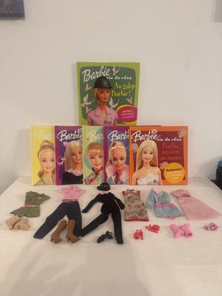 Libros Vida y trajes de Ensueño Barbie