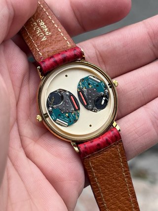 Reloj Bassel Dorado y Blanco