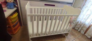 Cuna bebé madera blanca buen estado.Marca Mi Cuna