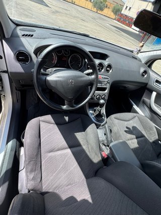 Peugeot 308 2013