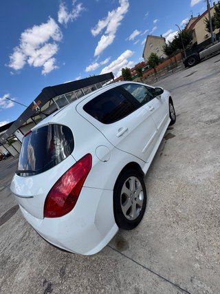 Peugeot 308 2013