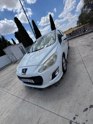 Peugeot 308 2013