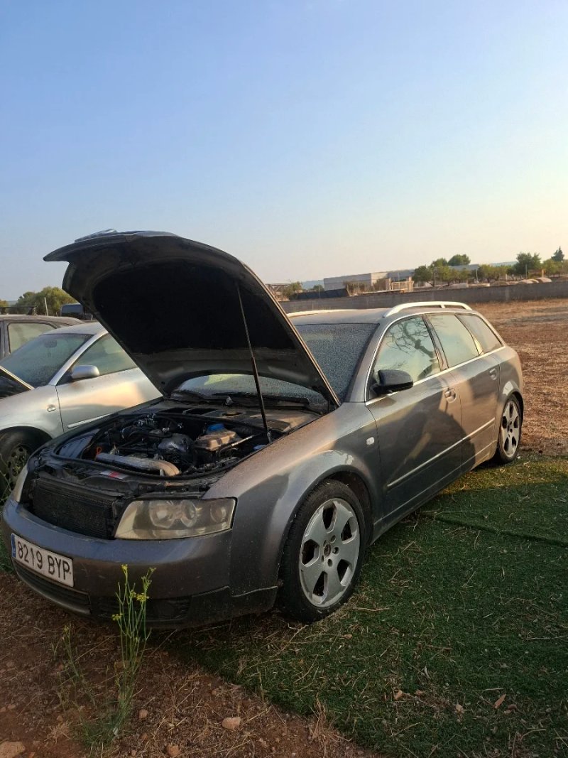 Audi A4 2002 - foto 1