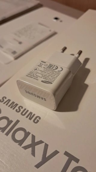 Tablet Samsung Galaxy Tab 10.1 pulgadas +Auricular