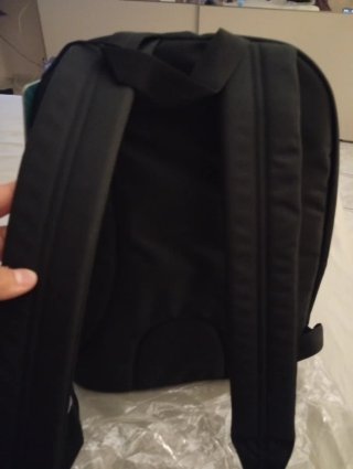 Zaino YUB Seven nero con zip fucsia