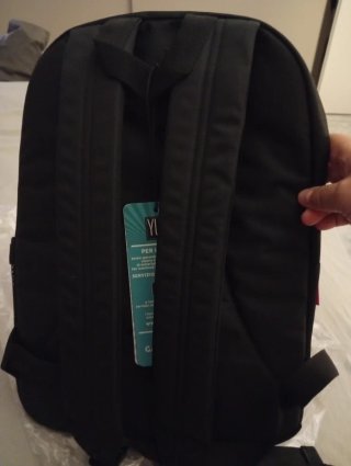 Zaino YUB Seven nero con zip fucsia