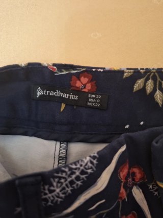 Lote: Camiseta encaje + falda + short vintage y2k
