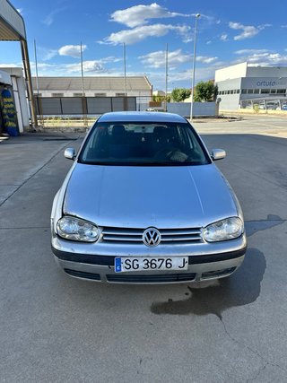 Volkswagen Golf 2000