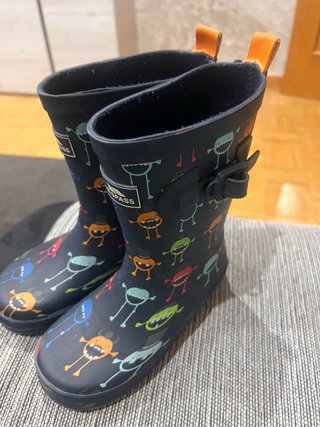 Botas de agua infantiles con monstruos