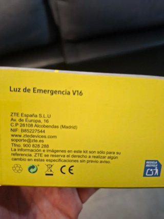 Luz de Emergencia V16 ZTE Homologada DGT