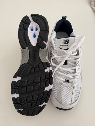 New Balance 530 Talla 42 Plata