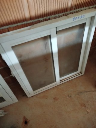 Ventana corredera 80x80