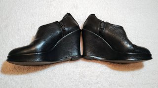 Botines de cuña de piel negros