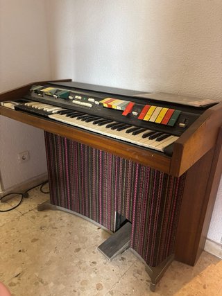 Piano Vintage Hammond The One