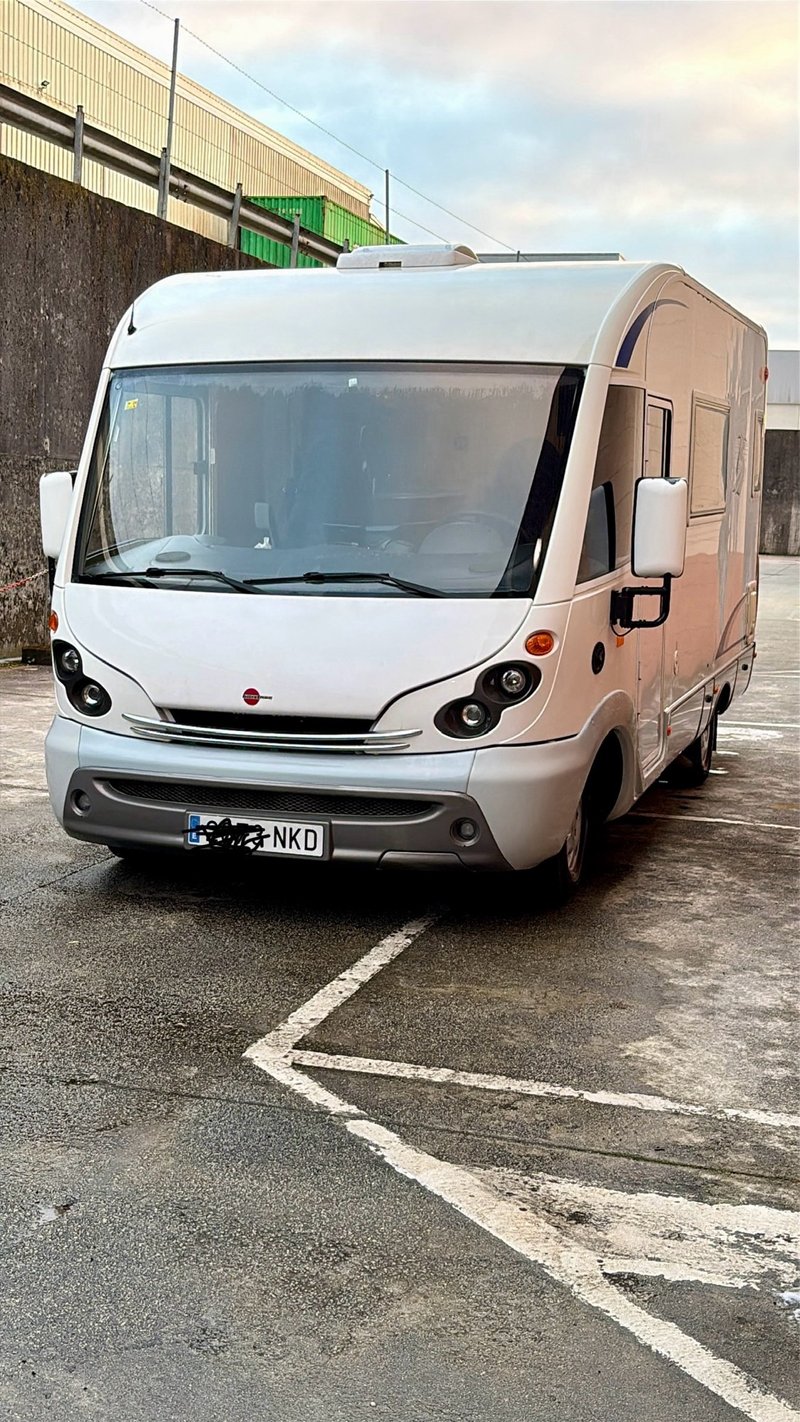 AUTOCARAVANA BURSTNER ELEGANCE 591 - foto 1
