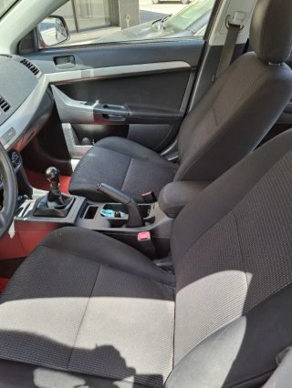 Mitsubishi Lancer 2008 buen estado