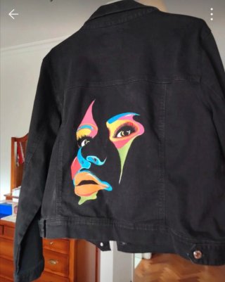 Cazadora vaquera pintada a mano