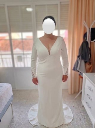 Vestido de Novia color marfil Manga Larga