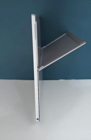 Microsoft Surface Pro 7.