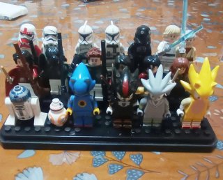 Figuras Lego Star Wars y Sonic