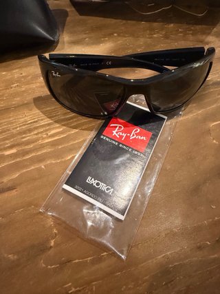 Gafas de sol Ray-Ban RB4149 negras
