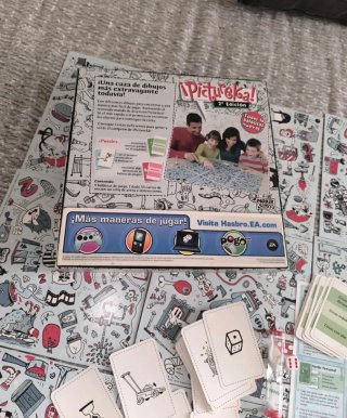 Pictureka! 2ª Edición Juego de Mesa Familiar