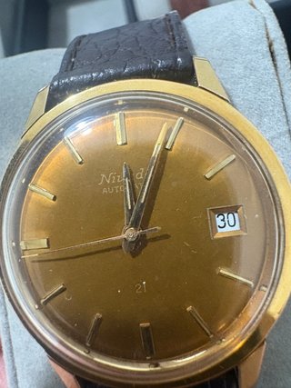 Reloj Nivada Automático Dorado Correa Marrón