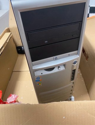 PC Sobremesa HP Negro/Plata